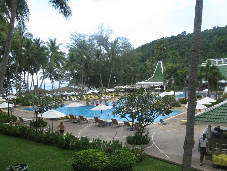 Le Meridien Phuket Beach Resort